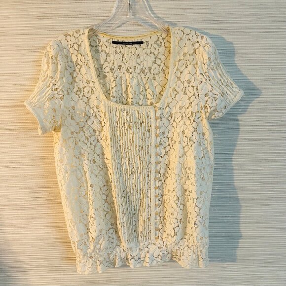 Lace Blouse – Cream, Scoop Neck, Pintucks, Buttons - Akiabara Argentine - Picture 4 of 4